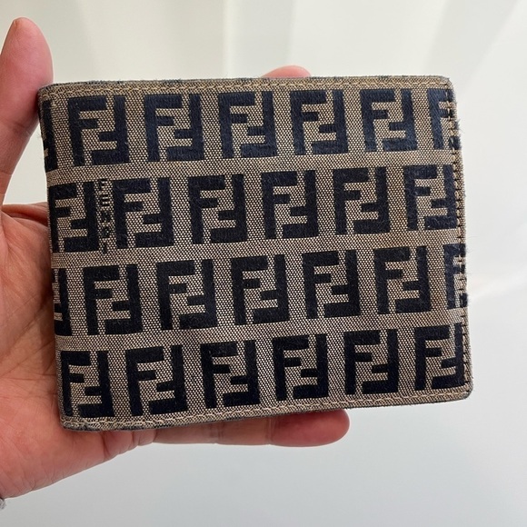 FENDI MEN’S NAVY MICRO ZUCCA BIFOLD WALLET - Picture 16 of 16